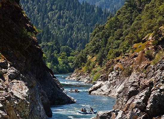 cal-salmon-river-canyon-scenery